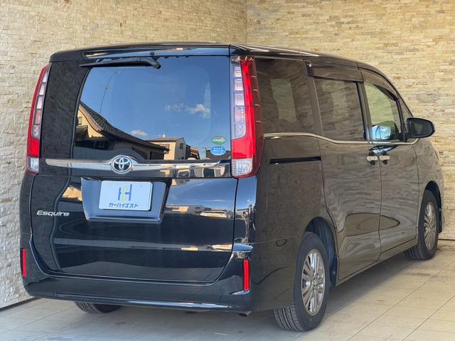 エスクァイア Gi ブラックテーラード 純正9インチナビ 純正後席モニター 両側電動スライドドア クルーズコントロール レザーシート 前席シートヒーター フルセグTV Bluetooth接続 バックカメラ ハイビームアシスト ETC(4枚目)