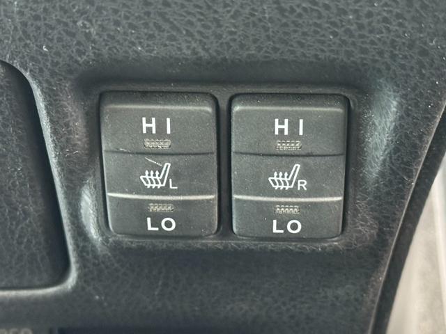 エスクァイア Gi ブラックテーラード 純正9インチナビ 純正後席モニター 両側電動スライドドア クルーズコントロール レザーシート 前席シートヒーター フルセグTV Bluetooth接続 バックカメラ ハイビームアシスト ETC(29枚目)