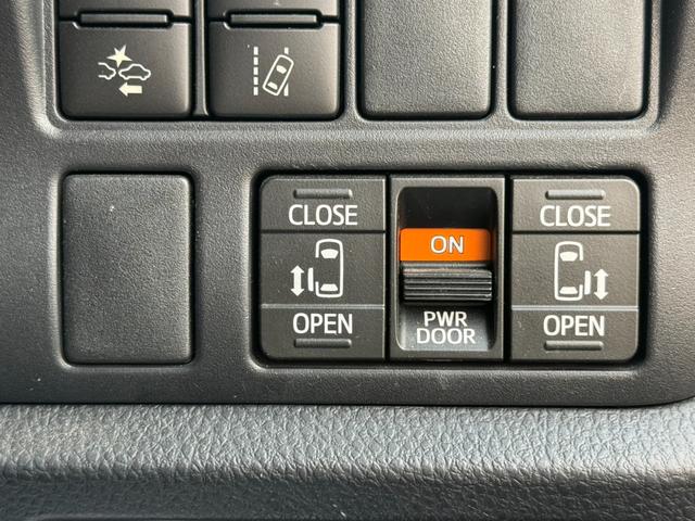 エスクァイア Gi ブラックテーラード 純正9インチナビ 純正後席モニター 両側電動スライドドア クルーズコントロール レザーシート 前席シートヒーター フルセグTV Bluetooth接続 バックカメラ ハイビームアシスト ETC(32枚目)