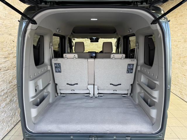 エブリイワゴン ＰＺターボスペシャル　ＫＥＮＷＯＯＤナビ　フルセグ　バックカメラ　Ｂｌｕｅｔｏｏｔｈ接続　ユニバーサルステップ　両側電スラ　シートヒーター　社外ステアリング　スズキスポーツローダウンスプリング　ＥＴＣ　純正１４インチＡＷ（12枚目）