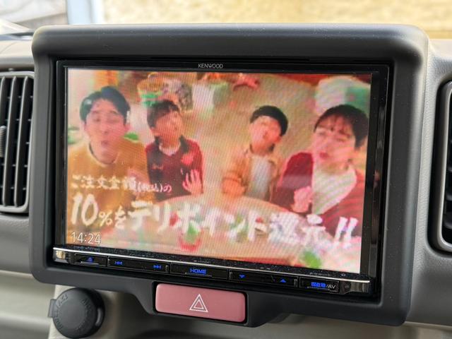 エブリイワゴン ＰＺターボスペシャル　ＫＥＮＷＯＯＤナビ　フルセグ　バックカメラ　Ｂｌｕｅｔｏｏｔｈ接続　ユニバーサルステップ　両側電スラ　シートヒーター　社外ステアリング　スズキスポーツローダウンスプリング　ＥＴＣ　純正１４インチＡＷ（19枚目）