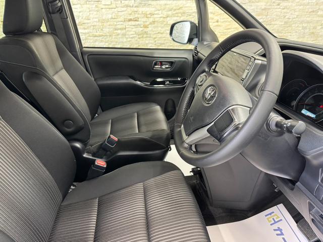 ヴォクシー ＺＳ　煌ＩＩ　アルパイン１１インチナビ　フリップダウンモニター　両側パワースライドドア　フルセグＴＶ　バックモニター　クルーズコントロール　衝突被害軽減ブレーキ　レーンキープ　オートハイビーム　ヘッドライトＬＥＤ（8枚目）