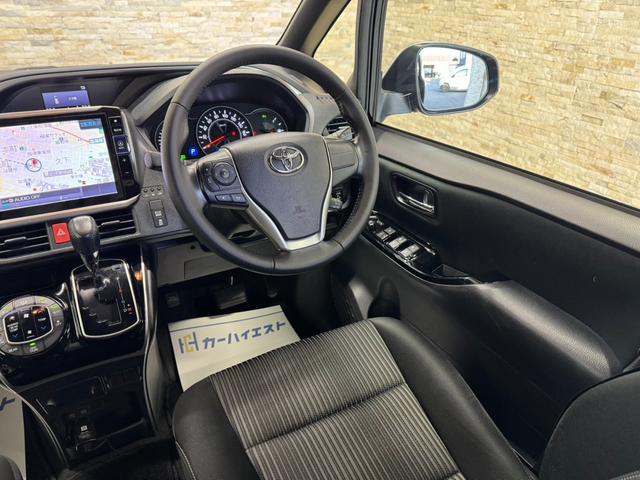 ヴォクシー ＺＳ　煌ＩＩ　アルパイン１１インチナビ　フリップダウンモニター　両側パワースライドドア　フルセグＴＶ　バックモニター　クルーズコントロール　衝突被害軽減ブレーキ　レーンキープ　オートハイビーム　ヘッドライトＬＥＤ（18枚目）