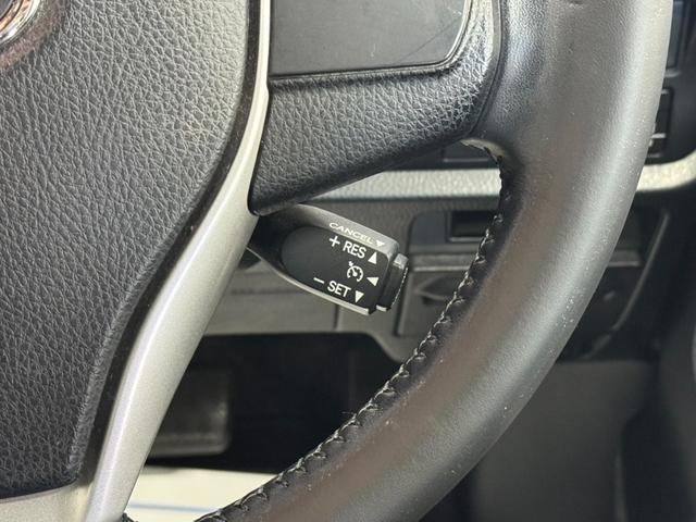 ヴォクシー ＺＳ　煌ＩＩ　アルパイン１１インチナビ　フリップダウンモニター　両側パワースライドドア　フルセグＴＶ　バックモニター　クルーズコントロール　衝突被害軽減ブレーキ　レーンキープ　オートハイビーム　ヘッドライトＬＥＤ（28枚目）