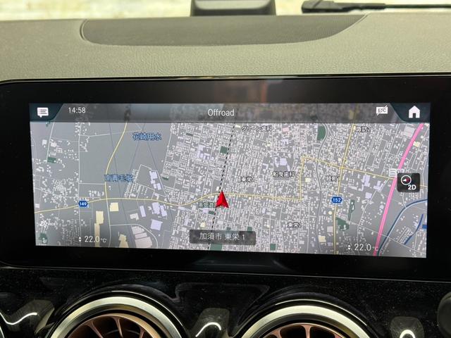 ＥＱＡ ＥＱＡ２５０　パノラミックスライディングルーフ　メーカーナビ　全方位モニター　フルセグ　Ｂｌｕｅｔｏｏｔｈ接続　ＨＵＤ　ＢＳＭ　純正１８インチＡＷ　ＥＴＣ２．０　メモリＰシート　Ｐリアゲート　シートヒーター（20枚目）