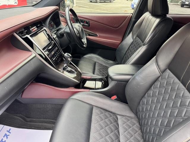 ハリアー エレガンス　フルエアロ　ディーラーナビ　フルセグ　Ｂｌｕｅｔｏｏｔｈ接続　バックカメラ　ＥＴＣ　ハーフレザーシート　パワーシート　ＬＥＤヘッド　オートライト　純正１７インチＡＷ　スマートキー　プッシュスタート（9枚目）