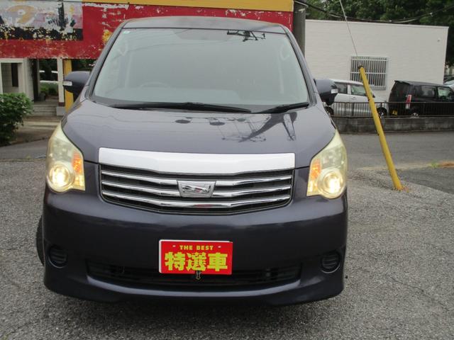 ノア Ｘ　左パワースライド　ＳＤナビ　ワンセグ　ＥＴＣ　Ｂカメラ　外アルミ　禁煙車　車検８年７月（2枚目）