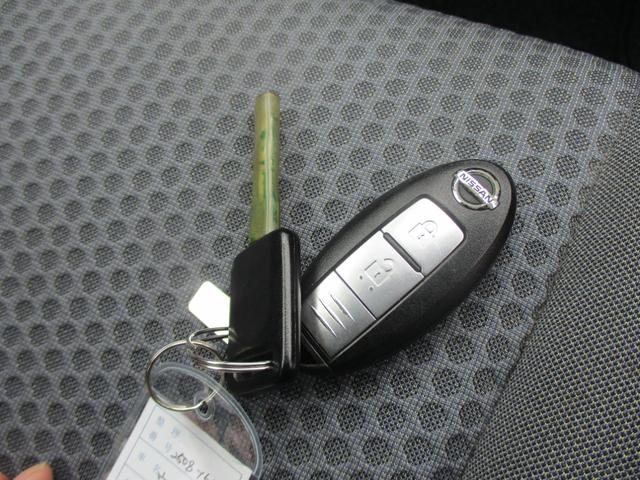 ウイングロード 15Mオーセンティック 1オーナー SDナビ ワンセグ ETC スマートキー オートACライト 禁煙車(13枚目)