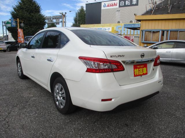 シルフィ Ｘ　ＳＤナビ　ワンセグ　ブルートゥース　プッシュスタート　ＥＴＣ　オートＡＣ　禁煙車　オートライト　ＥＣＯモード（6枚目）