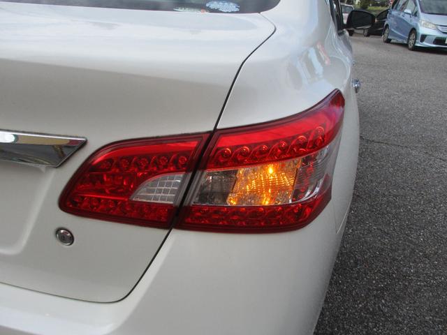 シルフィ Ｘ　ＳＤナビ　ワンセグ　ブルートゥース　プッシュスタート　ＥＴＣ　オートＡＣ　禁煙車　オートライト　ＥＣＯモード（27枚目）