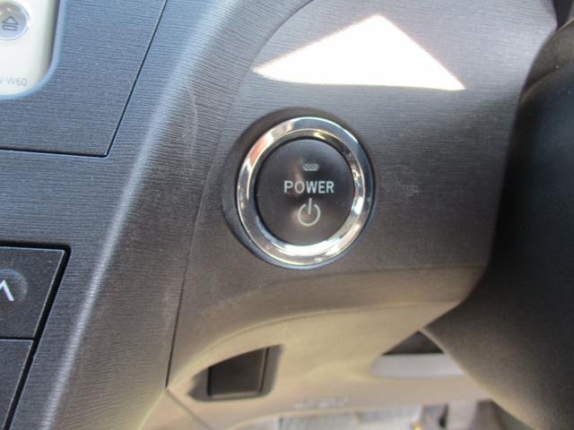 プリウス Ｌ　１オーナー　ＳＤナビ　ワンセグ　ＥＴＣ　前後ドライブレコーダー　プッシュスタート　オートライト　タイヤ９分山　カーテンＳＲＳ　禁煙車　ウインカーミラー　ｉ－ｓｔｏｐ（12枚目）