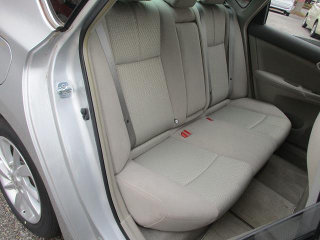 シルフィ Ｇ　車検２年　ＨＩＤライト　フォグランプ　ＣＤ　プッシュスタート　アルミ　禁煙車　サイドエアバッグ　オートエアコン（17枚目）