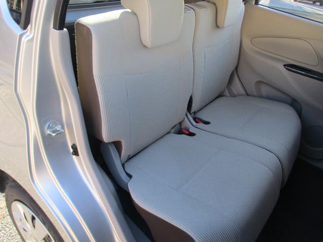 デイズ Ｊ　１オーナー　タイヤ新品　ナビ　ＴＶ　ＨＩＤライト　ＥＴＣ　衝突軽減装置　横滑り防止　アームレスト　禁煙車　車検２年（17枚目）