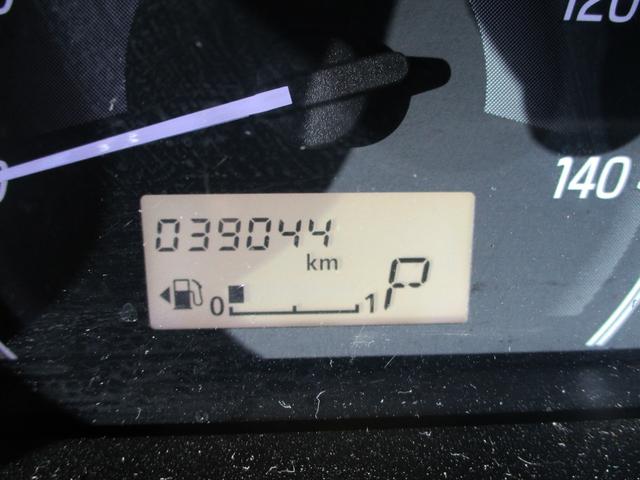 デイズ Ｊ　１オーナー　タイヤ新品　ナビ　ＴＶ　ＨＩＤライト　ＥＴＣ　衝突軽減装置　横滑り防止　アームレスト　禁煙車　車検２年（26枚目）