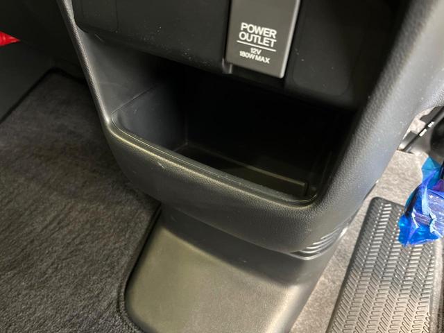 G SSパッケージ 禁煙車 純正ナビ 衝突軽減装置 両側電動スライドドア HIDヘッドライト オートライト Bluetooth再生 バックカメラ 横滑り防止装置 ETC プッシュスタート&スマートキー 電動格納ドアミラー(34枚目)