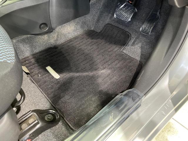 X DIG-S 禁煙車 プッシュスタート&スマートキー 電動格納機能付ドアミラー ドアバイザー プライバシーガラス オートエアコン CDプレイヤー パワーウィンドウ パワーステアリング シートリフター バニティミラー(30枚目)