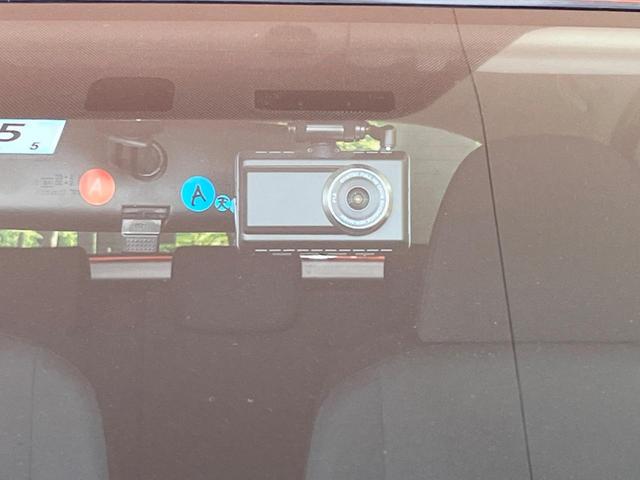 S 禁煙車 純正ナビ 横滑り防止装置 プッシュスタート&スマートキー オートライト バックカメラ Bluetooth再生 ドライブレコーダー ETC 電動格納ドアミラー オートエアコン プライバシーガラス(25枚目)
