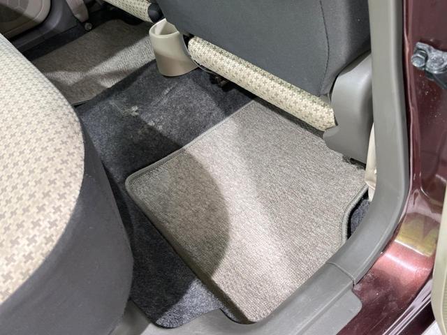 F 禁煙車 キーレスエントリー 運転席助手席エアバッグ パワーウィンドウ パワードアロック セキュリティーアラーム 14インチアルミホイール エアコン 純正オーディオ CDプレイヤー(30枚目)