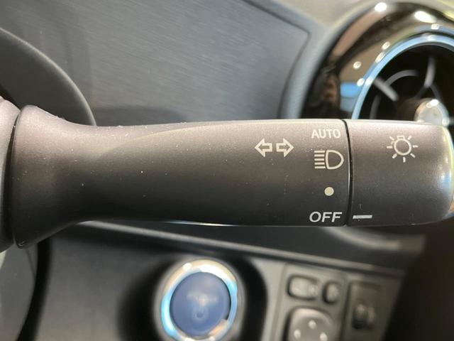 X-アーバン 禁煙車 純正ナビ 横滑り防止装置 Bluetooth再生 プッシュスタート&スマートキー オートライト オートエアコン 電動格納ドアミラー 合皮コンビシート バックカメラ ドライブレコーダー ETC(5枚目)