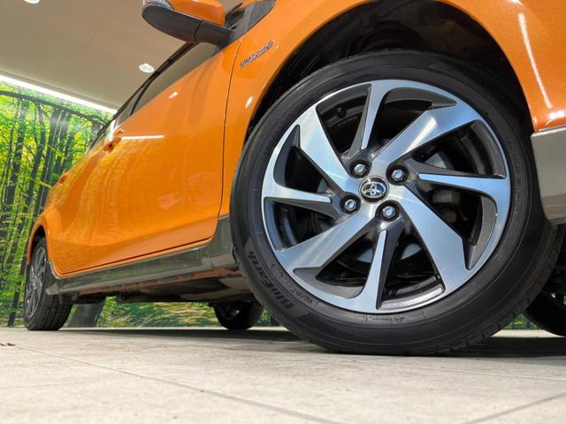 X-アーバン 禁煙車 純正ナビ 横滑り防止装置 Bluetooth再生 プッシュスタート&スマートキー オートライト オートエアコン 電動格納ドアミラー 合皮コンビシート バックカメラ ドライブレコーダー ETC(14枚目)