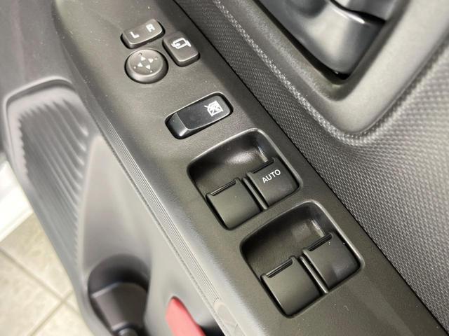 ハイブリッドX 届出済未使用車 衝突軽減装置 踏み間違い防止装置 車線逸脱警報 オートマチックハイビーム 両側電動スライドドア シートヒーター プッシュスタート&スマートキー オートエアコン 電動オート格納ドアミラー(43枚目)