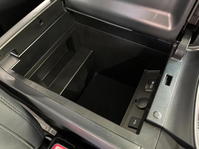 2.5S Cパッケージ 禁煙車 サンルーフ 純正9インチナビ フリップダウンモニター セーフティセンス レーダークルーズ 三眼LEDヘッド&フォグ オートハイビーム 両側電動スライドドア パワーバックドア 純正18インチAW(48枚目)