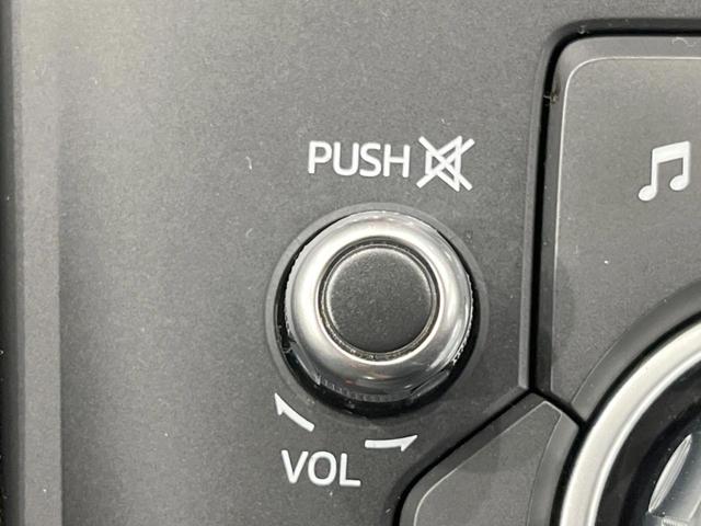 XD プロアクティブ 衝突軽減装置 禁煙車 純正ナビ 純正19インチアルミホイール ディーゼル レーダークルーズ ブラインドスポットモニター ヘッドアップディスプレイ クリアランスソナー デュアルエアコン LEDヘッド(29枚目)
