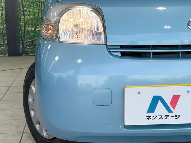 エッセ Ｘ　禁煙車　ＣＤプレイヤー　オートエアコン　電動格納ドアミラー　ヘッドライトレベライザー　プライバシーガラス　ドアバイザー　衝突安全ボディ　ＡＢＳ　エアバッグ　パワーウインドウ　パワーステアリング（13枚目）