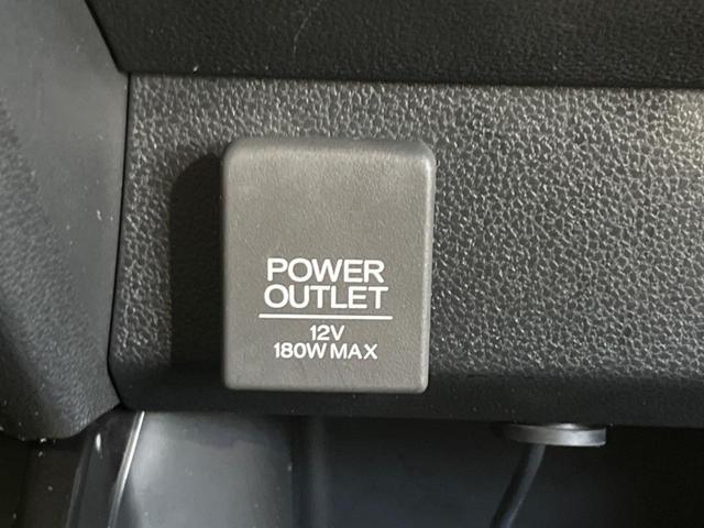 フィットシャトルハイブリッド ハイブリッド・スマートセレクションクールエディション　禁煙車　純正ナビ　バックカメラ　クルーズコントロール　シートヒーター　ＨＩＤヘッド＆フォグ　オートライト　パドルシフト　ＥＴＣ　純正１５インチアルミホイール　スマートキー　横滑り防止装置（39枚目）