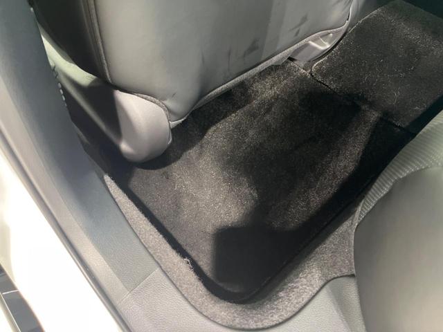アコード ｅ：ＨＥＶ　禁煙車　全周囲カメラ　衝突被害軽減装置　レーダークルーズ　１２．３型ディスプレイオーディオ　シートヒーター　オートハイビーム　ＬＥＤヘッド　ＥＴＣ　ＢＯＳＥサウンド　スマートキー　純正１８インチアルミ（64枚目）