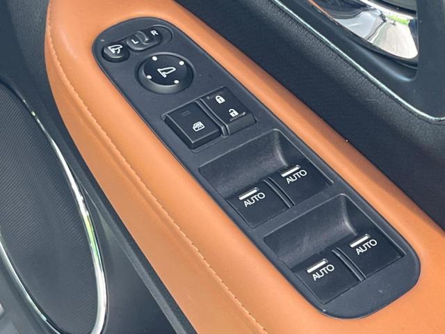 ヴェゼル ハイブリッドＺ　禁煙車　衝突被害軽減装置　純正ナビ　シートヒーター　クルコン　ＬＥＤヘッド　オートライト　純正１７インチＡＷ　Ｂｌｕｅｔｏｏｔｈ　ＥＴＣ　スマートキー＆プッシュスタート　盗難防止装置　バックカメラ（39枚目）