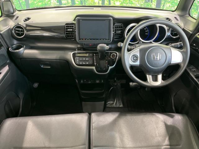 Ｎ－ＢＯＸカスタム Ｇ　ＳＳパッケージ　両側電動スライドドア　純正８型ナビ　バックカメラ　禁煙車　Ｂｌｕｅｔｏｏｔｈ　ＣＤ／ＤＶＤ再生　シートヒーター　ＥＴＣ　スマートキー＆プッシュスタート　オートライト　ＨＩＤヘッドライト（2枚目）