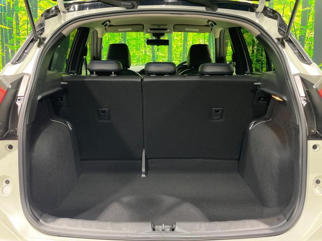 キックス Ｘ　全周囲カメラ　純正９型ナビ　プロパイロット　禁煙車　シートヒーター　スマートキー＆プッシュスタート　ＬＥＤヘッド＆フォグ　ルーフレール　ＥＴＣ　デジタルインナーミラー　オートライト　１７インチＡＷ（10枚目）