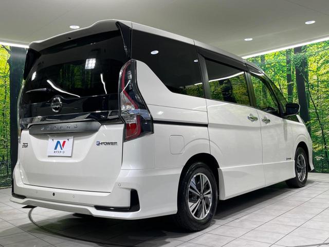 セレナ ｅ－パワー　ハイウェイスターＶ　純正１０型ナビ　両側電動ドア　後席モニター　全周囲カメラ　プロパイロット　ブラインドスポットモニター　衝突被害軽減システム　禁煙車　ドラレコ　コーナーセンサー　スマートキー　ＬＥＤヘッド　ＥＴＣ（18枚目）