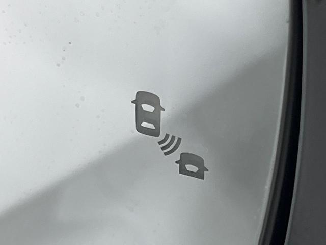 セレナ ｅ－パワー　ハイウェイスターＶ　純正１０型ナビ　両側電動ドア　後席モニター　全周囲カメラ　プロパイロット　ブラインドスポットモニター　衝突被害軽減システム　禁煙車　ドラレコ　コーナーセンサー　スマートキー　ＬＥＤヘッド　ＥＴＣ（57枚目）