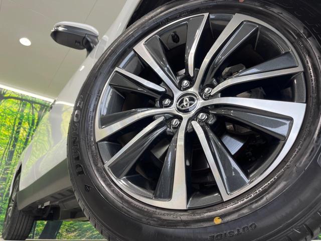 ハリアー Ｇ　純正１２型ディスプレイオーディオ　衝突軽減装置　禁煙車　レーダークルーズコントロール　電動リヤゲート　バックカメラ　ＥＴＣ２．０　ＬＥＤヘッド＆フォグ　プッシュスタート＆スマートキー　純正１８ＡＷ（13枚目）