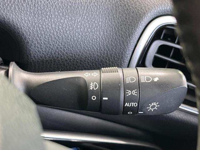 プリウス Ａプレミアム　純正９型ナビ　バックカメラ　１００Ｖ電源　パーキングアシスト　レーダークルーズコントロール　ブラインドスポットモニター　ドライブレコーダー　ＥＴＣ　ＬＥＤヘッド＆フォグ　前席シートヒーター（35枚目）