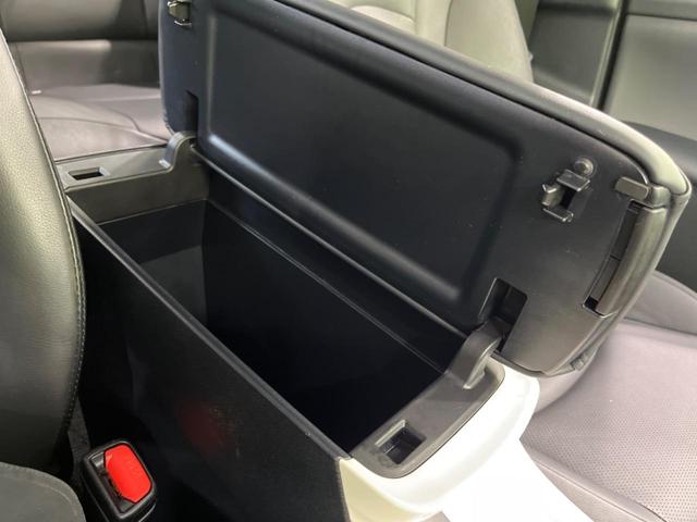 プリウス Ａプレミアム　純正９型ナビ　バックカメラ　１００Ｖ電源　パーキングアシスト　レーダークルーズコントロール　ブラインドスポットモニター　ドライブレコーダー　ＥＴＣ　ＬＥＤヘッド＆フォグ　前席シートヒーター（60枚目）