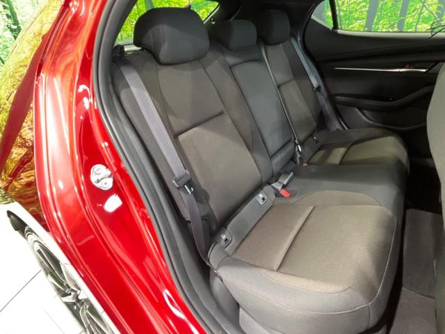 ＭＡＺＤＡ３ファストバック Ｘプロアクティブ　ツーリングセレクション　純正８型ナビ　全周囲カメラ　ステアリングヒーター　シートヒーター　ヘッドアップディスプレイ　レーダクルーズコントロール　ＥＴＣ　ドラレコ　パワシート　禁煙車　衝突被害軽減装置　アイドリングストップ（9枚目）