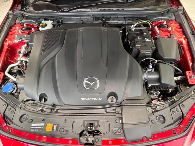 ＭＡＺＤＡ３ファストバック Ｘプロアクティブ　ツーリングセレクション　純正８型ナビ　全周囲カメラ　ステアリングヒーター　シートヒーター　ヘッドアップディスプレイ　レーダクルーズコントロール　ＥＴＣ　ドラレコ　パワシート　禁煙車　衝突被害軽減装置　アイドリングストップ（18枚目）
