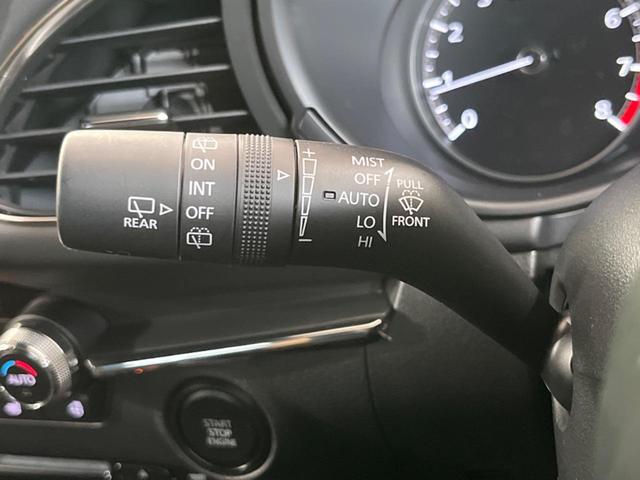 ＭＡＺＤＡ３ファストバック Ｘプロアクティブ　ツーリングセレクション　純正８型ナビ　全周囲カメラ　ステアリングヒーター　シートヒーター　ヘッドアップディスプレイ　レーダクルーズコントロール　ＥＴＣ　ドラレコ　パワシート　禁煙車　衝突被害軽減装置　アイドリングストップ（36枚目）