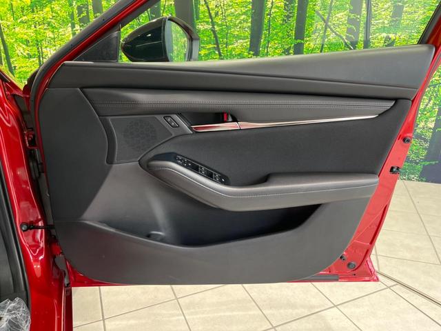 ＭＡＺＤＡ３ファストバック Ｘプロアクティブ　ツーリングセレクション　純正８型ナビ　全周囲カメラ　ステアリングヒーター　シートヒーター　ヘッドアップディスプレイ　レーダクルーズコントロール　ＥＴＣ　ドラレコ　パワシート　禁煙車　衝突被害軽減装置　アイドリングストップ（47枚目）