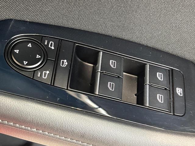 ＭＡＺＤＡ３ファストバック Ｘプロアクティブ　ツーリングセレクション　純正８型ナビ　全周囲カメラ　ステアリングヒーター　シートヒーター　ヘッドアップディスプレイ　レーダクルーズコントロール　ＥＴＣ　ドラレコ　パワシート　禁煙車　衝突被害軽減装置　アイドリングストップ（56枚目）