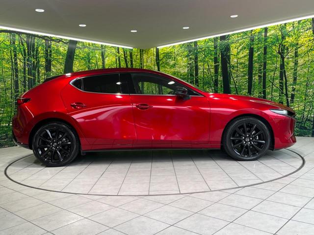 ＭＡＺＤＡ３ファストバック Ｘプロアクティブ　ツーリングセレクション　純正８型ナビ　全周囲カメラ　ステアリングヒーター　シートヒーター　ヘッドアップディスプレイ　レーダクルーズコントロール　ＥＴＣ　ドラレコ　パワシート　禁煙車　衝突被害軽減装置　アイドリングストップ（61枚目）