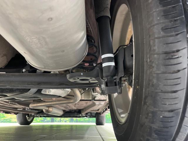 ソリオ ハイブリッドＭＺ　両側電動スライドドア　純正８型ナビ　アダプティブクルーズコントロール　シートヒーター　ヘッドアップディスプレイ　ＥＴＣ　アイドリングストップ　禁煙車　衝突被害軽減装置　純正１５インチＡＷ（22枚目）