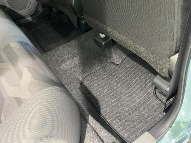 タフト Ｘ　衝突軽減装置　スカイフィールトップ　禁煙車　ＬＥＤヘッドライト　電動パーキングブレーキ　オーディオ　オートエアコン　プッシュスタート＆スマートキー　オートライト　ＵＳＢ入力端子　アイドリングストップ（39枚目）