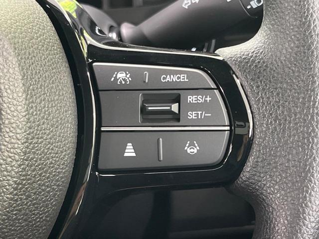 【アダプティブクルーズコントロール】高速道路での長距離走行が楽に！！自動で速度を保つクルーズコントロールが、衝突軽減システムと連携し、前方の車両を感知して車間を保つように速度調節してくれます！！