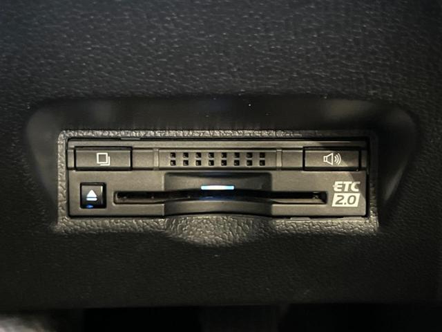 プリウスＰＨＶ Ａユーティリティプラス　純正１１型ナビ　バックカメラ　レーダクルーズコントロール　シートヒーター　ブラインドスポットモニター　ＥＴＣ　オートライト　ＬＥＤヘッドライト　禁煙車　衝突被害軽減装置　純正１７インチＡＷ（32枚目）