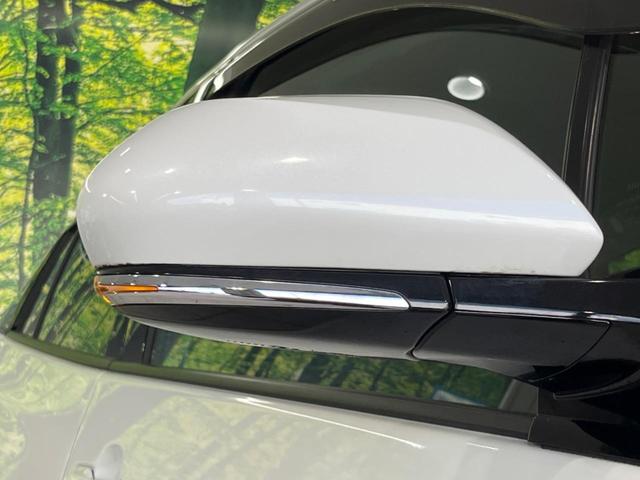 プリウスＰＨＶ Ａユーティリティプラス　純正１１型ナビ　バックカメラ　レーダクルーズコントロール　シートヒーター　ブラインドスポットモニター　ＥＴＣ　オートライト　ＬＥＤヘッドライト　禁煙車　衝突被害軽減装置　純正１７インチＡＷ（50枚目）