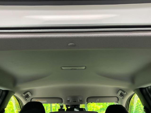 プリウス ＳセーフティプラスＩＩ　ＴＲＤフルエアロ　１０型ナビ　Ｂｌｕｅｔｏｏｔｈ　衝突被害軽減システム　レーダークルーズ　禁煙車　ＡＣ１００Ｖ電源　ブラインドスポットモニター　ＬＥＤヘッド／フォグ　オートハイビーム　車線逸脱警報（46枚目）